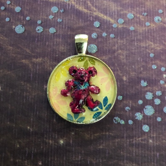 sisterBs Jewelry - Grateful Dead Dancing Bear Pendant HANDMADE oOaK